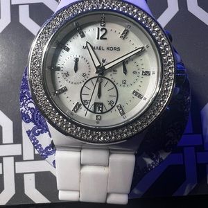 Michael Kors Unisex MK5188 Runway White Watch